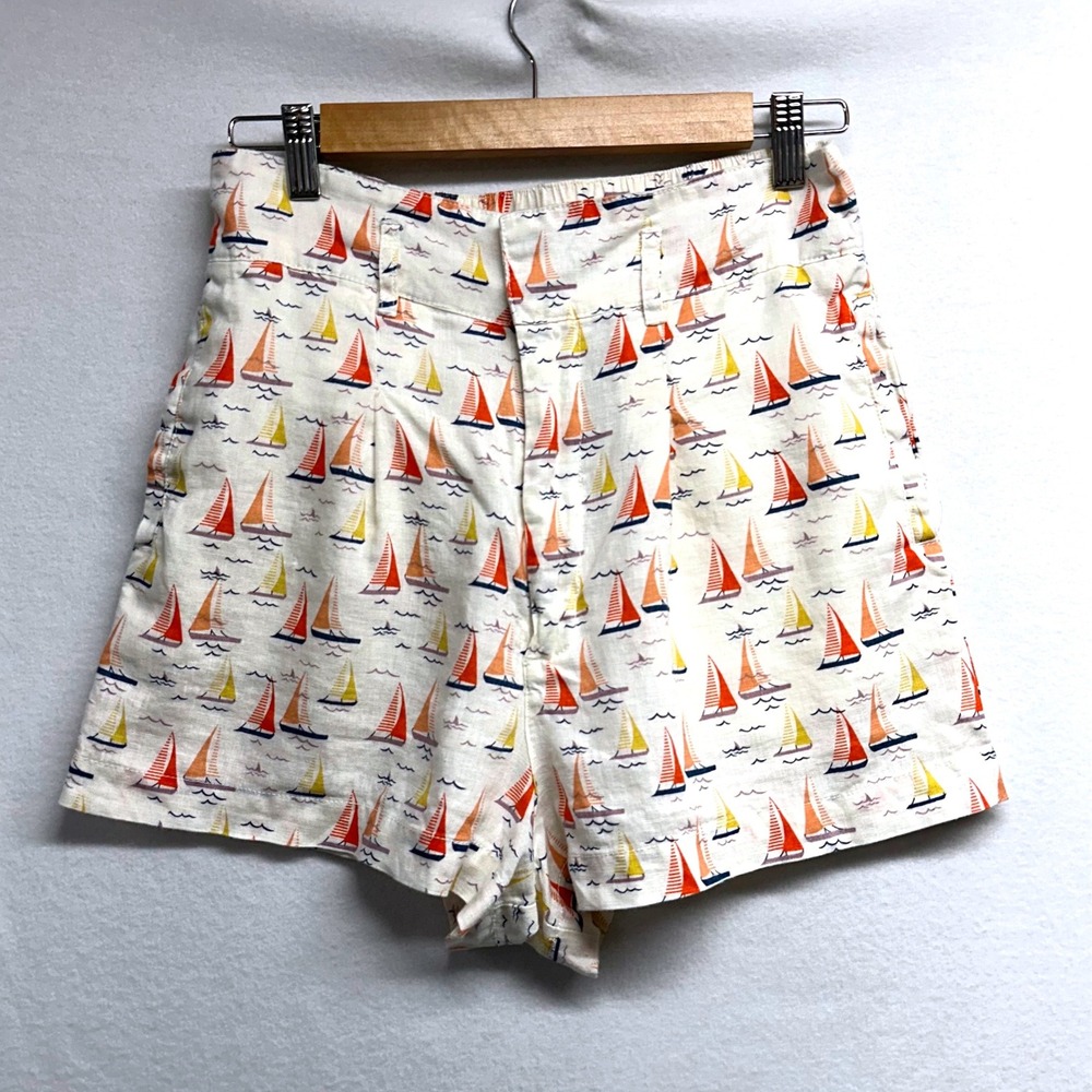 Cynthia Rowley Shorts Women S White Sailboat Print 100% Linen Pleated High Rise